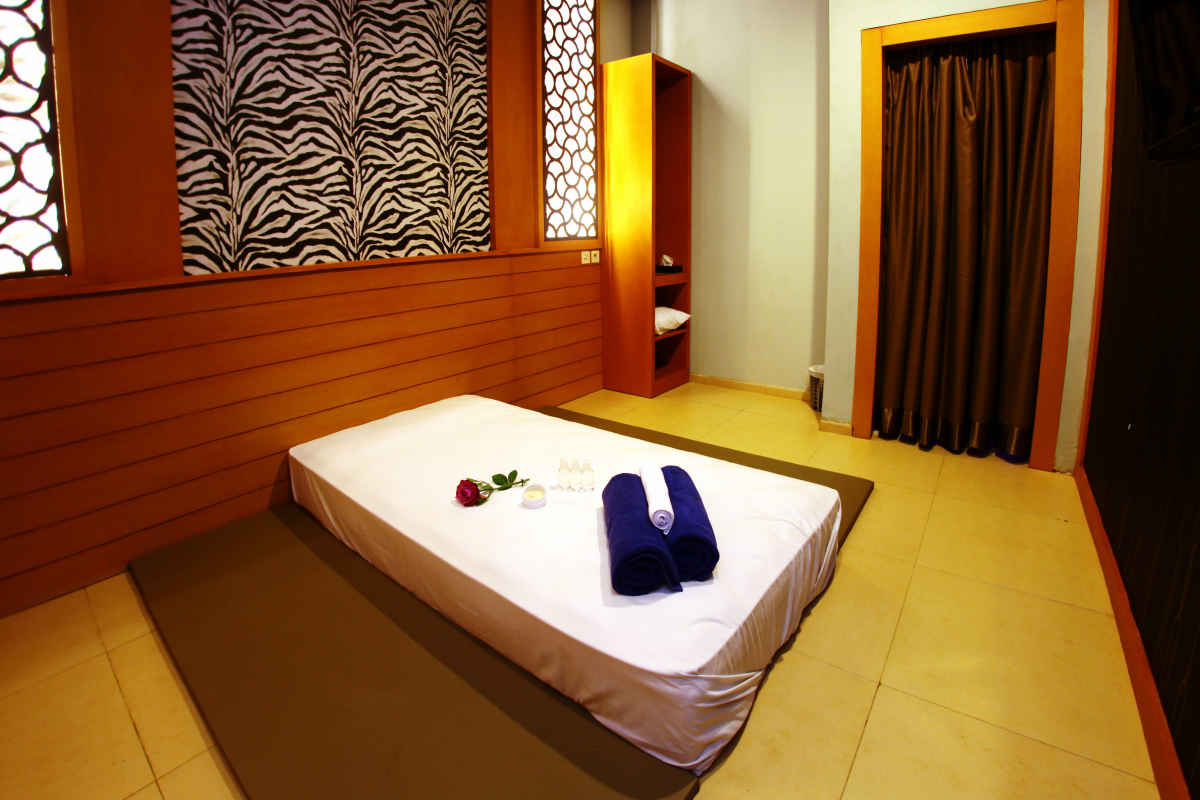 Massage Aswin Hotel Makassar